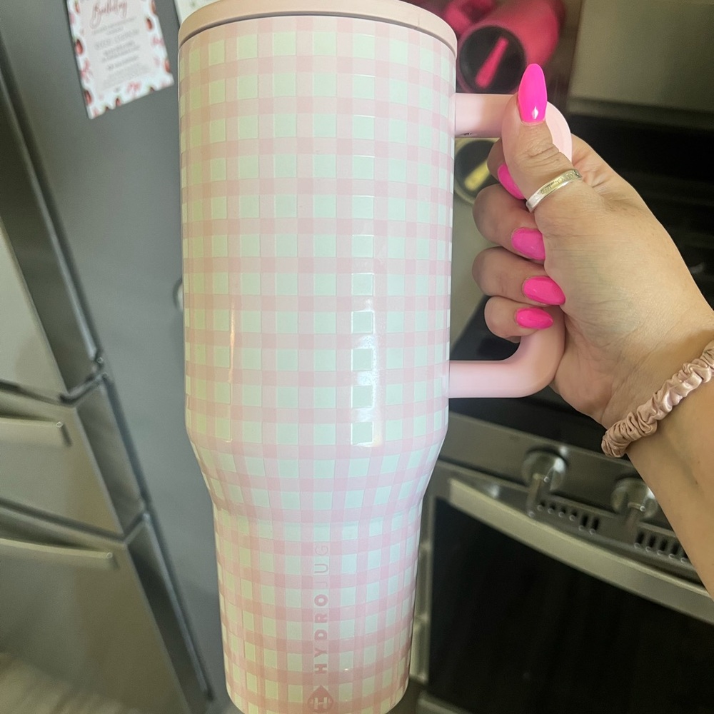 HydroJug 40oz in Pink Gingham